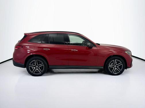 MANUFAKTUR Patagonia Red Metallic 2026 Mercedes-Benz GLC 300 4MATIC