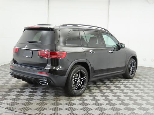 2025 Mercedes-Benz GLB 250 Base