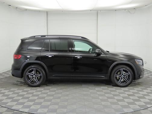 2025 Mercedes-Benz GLB 250 Base
