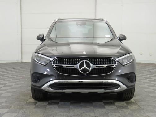 2026 Mercedes-Benz GLC 300 Base