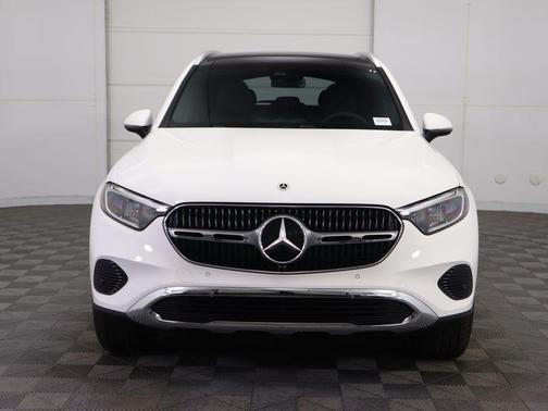 2026 Mercedes-Benz GLC 300 4MATIC