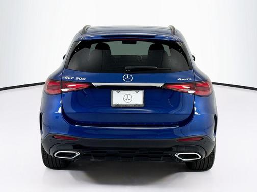 Starling Blue Metallic 2026 Mercedes-Benz GLC 300 4MATIC