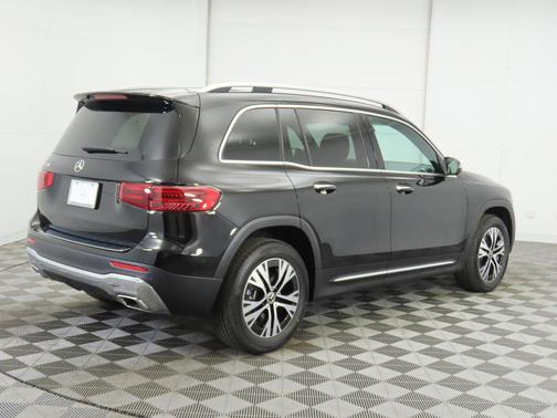 2025 Mercedes-Benz GLB 250 Base
