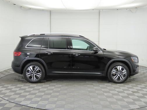 2025 Mercedes-Benz GLB 250 Base