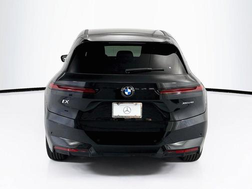 Black Sapphire Metallic 2026 BMW iX xDrive45