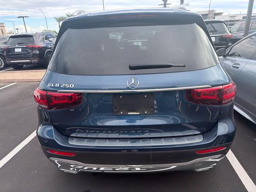 Blue 2022 Mercedes-Benz GLB 250 4MATIC