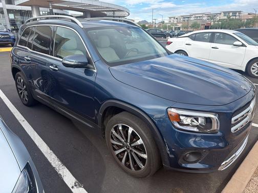 Blue 2022 Mercedes-Benz GLB 250 4MATIC