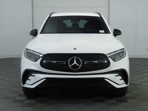 2026 Mercedes-Benz GLC 300 4MATIC