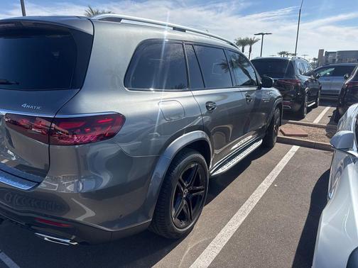 2025 Mercedes-Benz GLS 450 4MATIC