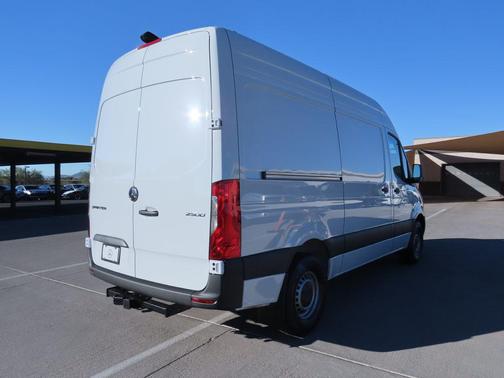 2025 Mercedes-Benz Sprinter 2500 Standard Roof