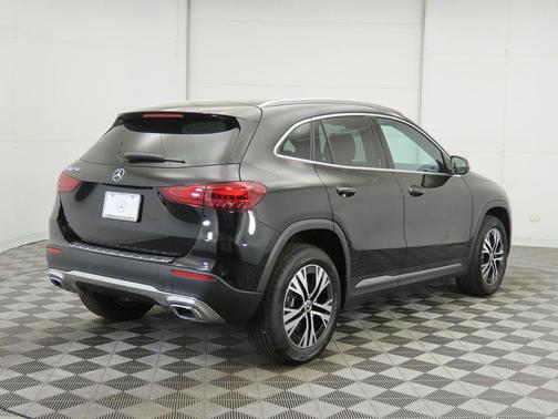 2025 Mercedes-Benz GLA 250 4MATIC