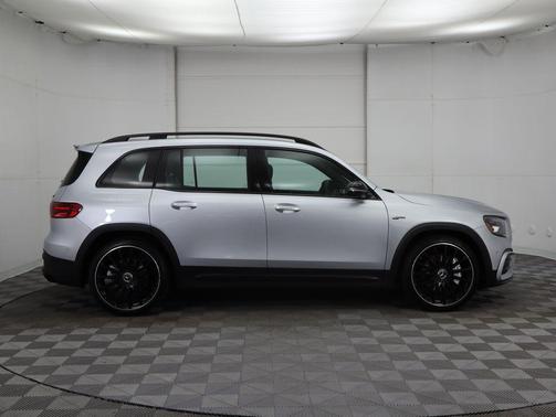 2025 Mercedes-Benz AMG GLB 35 4MATIC