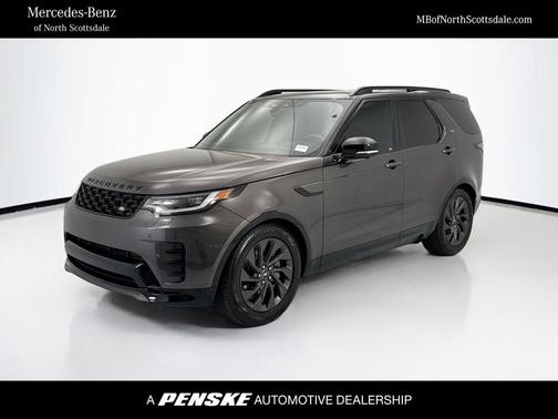 Grey 2024 Land Rover Discovery P300 Dynamic SE