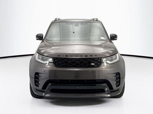 Grey 2024 Land Rover Discovery P300 Dynamic SE