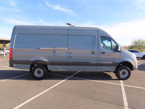 2026 Mercedes-Benz Sprinter 2500 High Roof