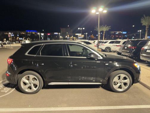 2023 Audi Q5 45 S line Premium Plus
