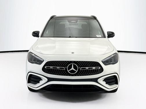 Polar White 2026 Mercedes-Benz GLA 250 4MATIC