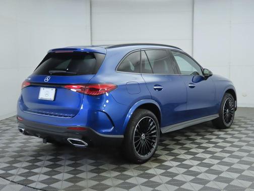 2026 Mercedes-Benz GLC 300 Base