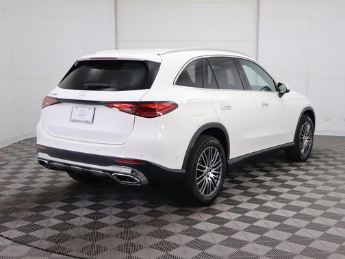 2025 Mercedes-Benz GLC 300 Base