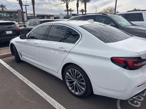 2022 BMW 540 i