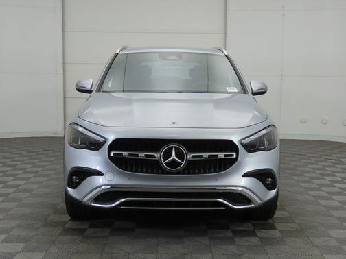 Cirrus Silver Metallic 2026 Mercedes-Benz GLA 250 4MATIC