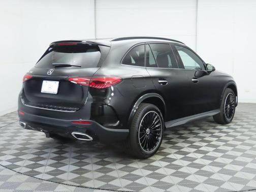 2026 Mercedes-Benz GLC 300 Base