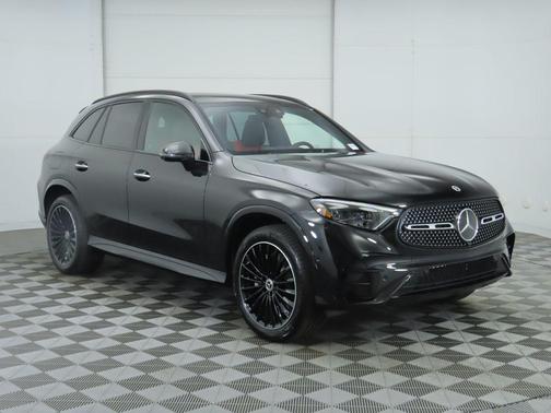 2026 Mercedes-Benz GLC 300 Base