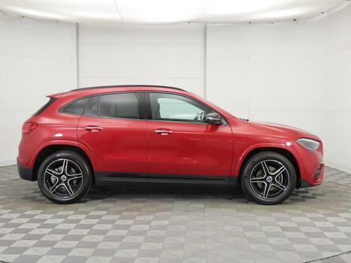 2025 Mercedes-Benz GLA 250 4MATIC