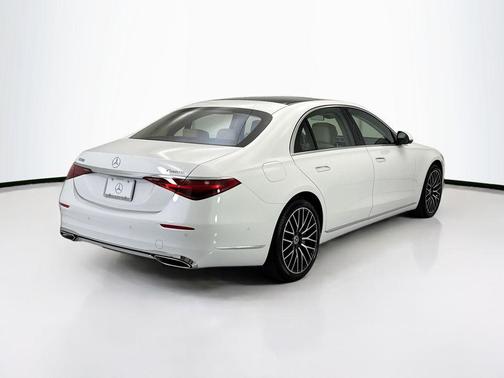 2026 Mercedes-Benz S-Class 4MATIC