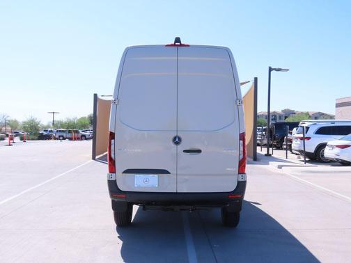 2026 Mercedes-Benz Sprinter 2500 Cargo 144 WB