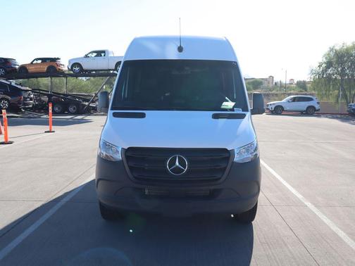 2025 Mercedes-Benz Sprinter 2500 Standard Roof