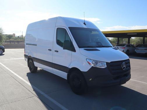 2025 Mercedes-Benz Sprinter 2500 Standard Roof