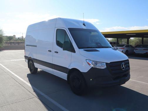 2025 Mercedes-Benz Sprinter 2500 Standard Roof