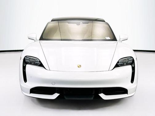 2020 Porsche Taycan Turbo