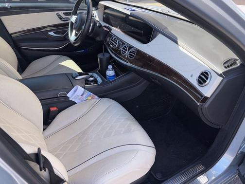 Diamond Silver Metallic 2019 Mercedes-Benz S-Class S 560
