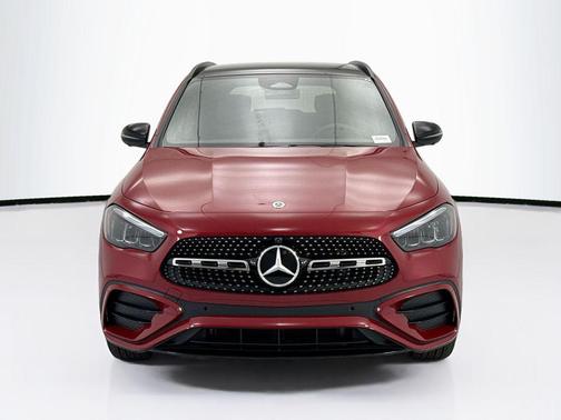 MANUFAKTUR Patagonia Red Metallic 2026 Mercedes-Benz GLA 250 4MATIC