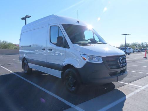 2025 Mercedes-Benz Sprinter 2500 Standard Roof