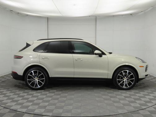 2023 Porsche Cayenne Cayenne