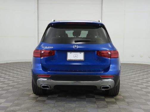 2026 Mercedes-Benz GLB 250 Base