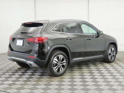 2025 Mercedes-Benz GLA 250 4MATIC