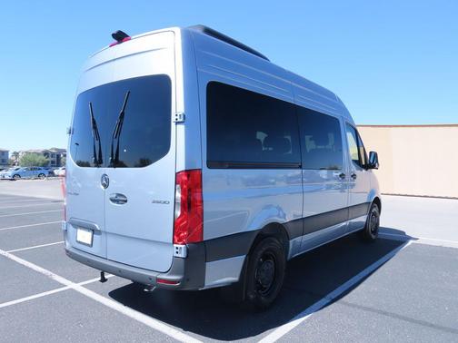 2025 Mercedes-Benz Sprinter 2500 Standard Roof