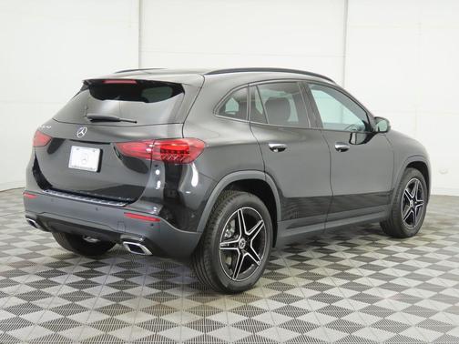 2026 Mercedes-Benz GLA 250 4MATIC