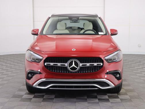 2025 Mercedes-Benz GLA 250