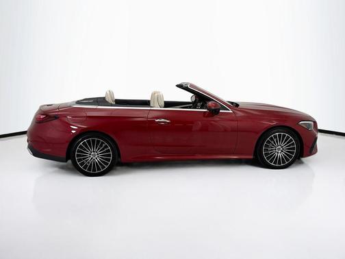 MANUFAKTUR Patagonia Red Metallic 2026 Mercedes-Benz CLE 300 4MATIC Cabriolet