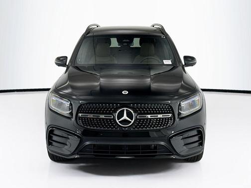 Cosmos Black Metallic 2026 Mercedes-Benz GLB 250 4MATIC