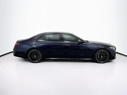 2023 Mercedes-Benz S-Class 4MATIC