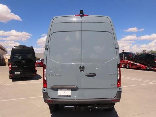 2025 Mercedes-Benz Sprinter 2500 Standard Roof