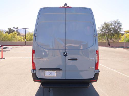 2025 Mercedes-Benz Sprinter 2500 High Roof