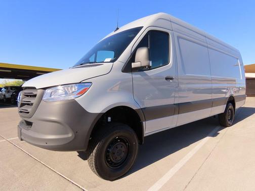 2025 Mercedes-Benz Sprinter 2500 High Roof