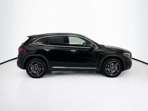 Night Black 2026 Mercedes-Benz GLA 250 4MATIC